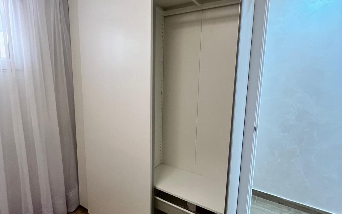 Квартира у моря в Коста-Бланке с террасой и ремонтом