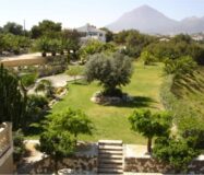 Вилла в Альфас-дель-Пи с видом на море и террасой 1000 кв.м.