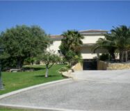 Вилла в Альфас-дель-Пи с видом на море и террасой 1000 кв.м.