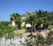 Вилла в Альфас-дель-Пи с видом на море и террасой 1000 кв.м.