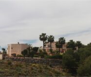 Вилла в Альфас-дель-Пи с видом на море и террасой 1000 кв.м.