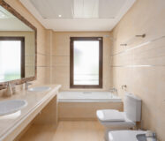 Виллы с террасой в Эстепоне, 3 спальни, 162 кв.м.