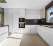 Виллы с террасой в Эстепоне, 3 спальни, 162 кв.м.