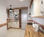 Апартаменты 110 кв.м с 3 спальнями в Торревьехе у моря