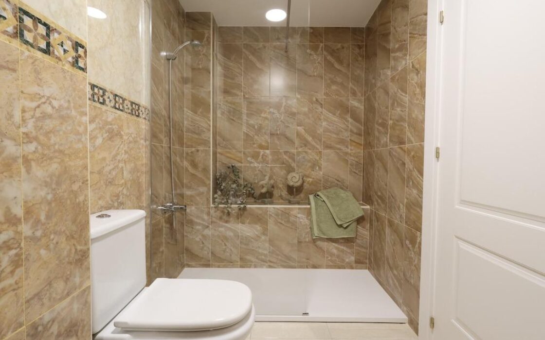 Апартаменты 110 кв.м с 3 спальнями в Торревьехе у моря