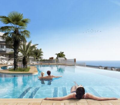 Квартира у моря в Агиласе с террасой и шикарным видом