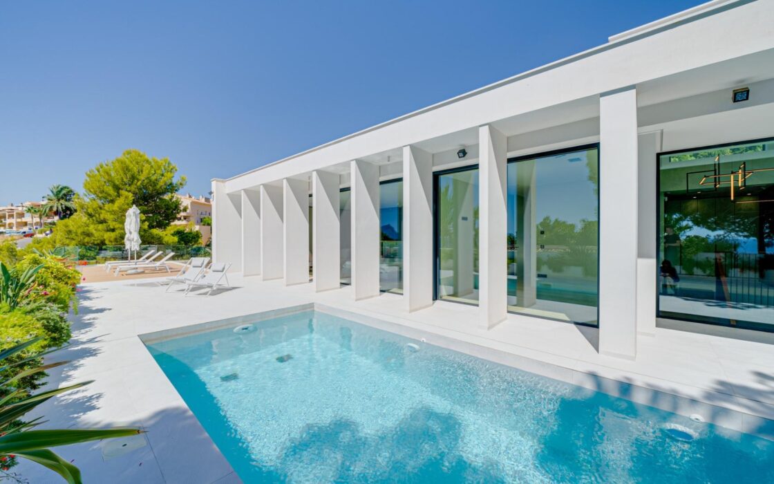 Вілла в Альтеа 512 кв.м з видом на море та басейном