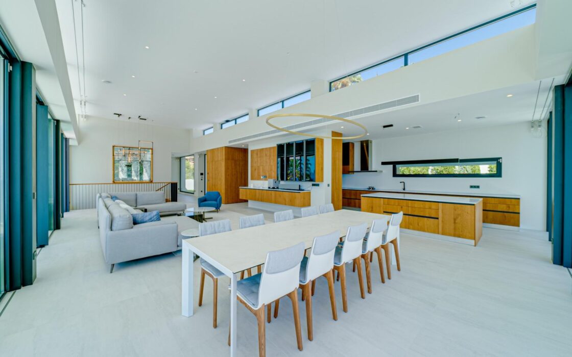 Вілла в Альтеа 512 кв.м з видом на море та басейном