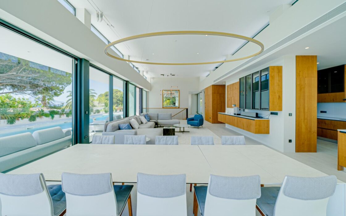 Вілла в Альтеа 512 кв.м з видом на море та басейном