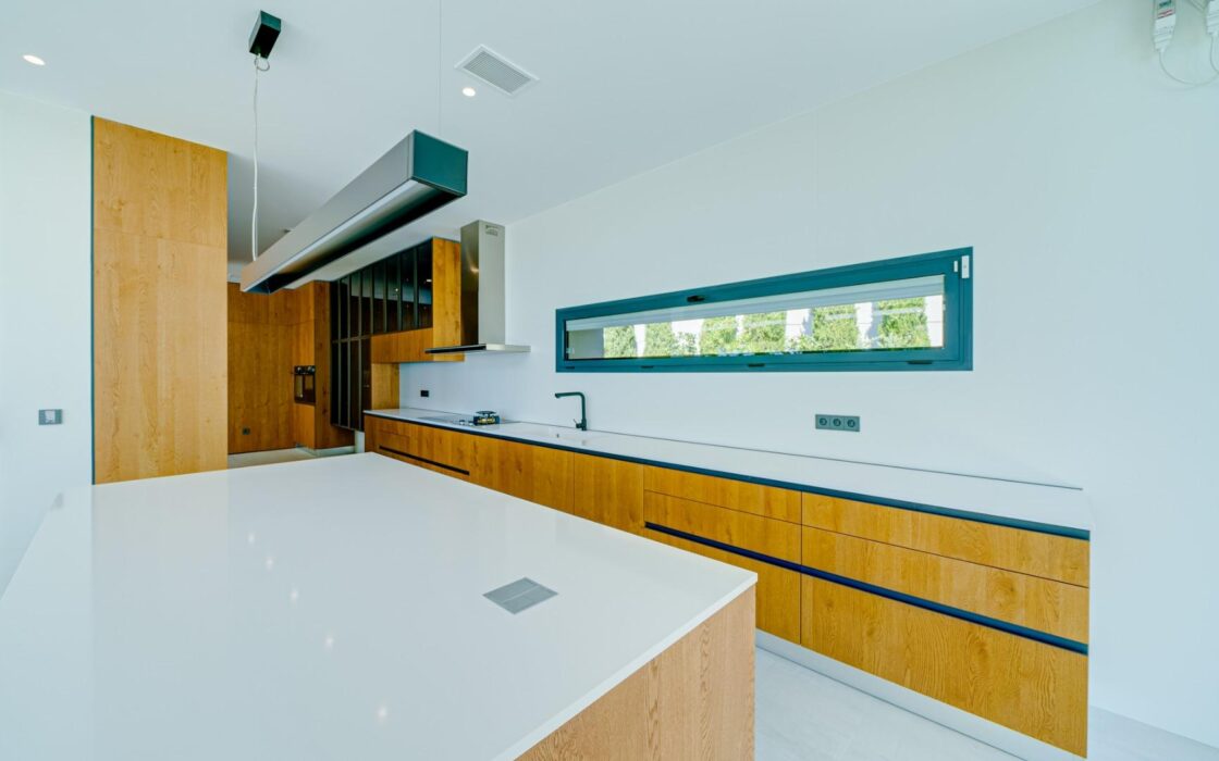 Вілла в Альтеа 512 кв.м з видом на море та басейном