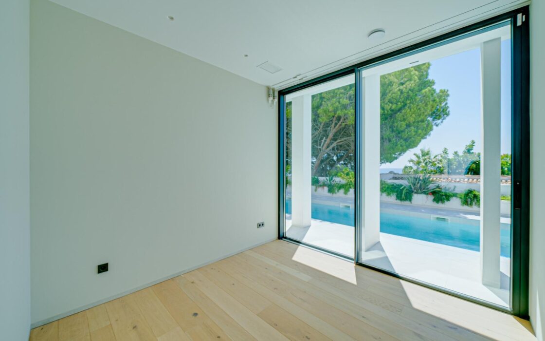 Вілла в Альтеа 512 кв.м з видом на море та басейном