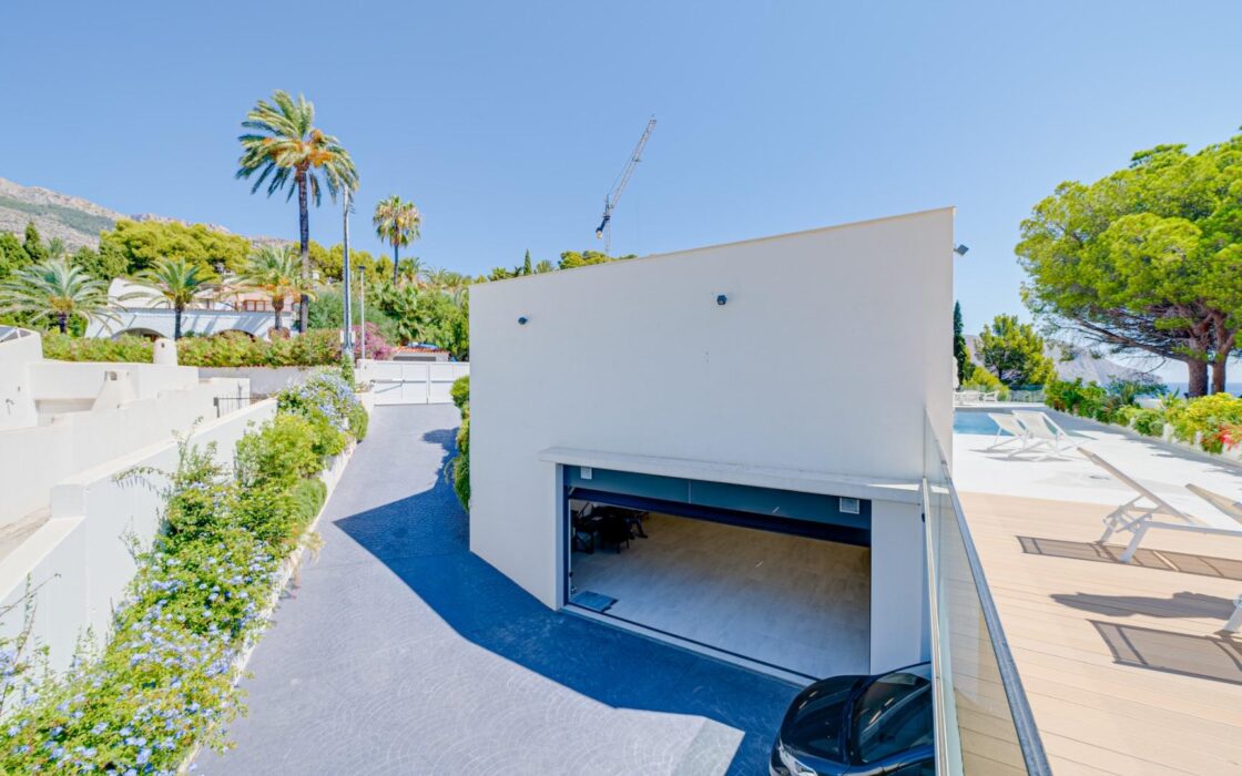 Вілла в Альтеа 512 кв.м з видом на море та басейном