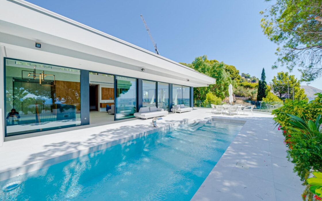 Вілла в Альтеа 512 кв.м з видом на море та басейном