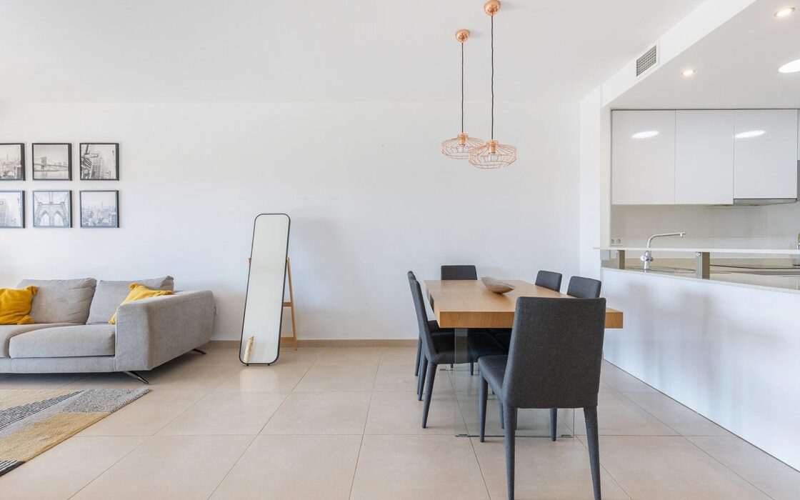 Апартаменты в Вильямартине с 3 спальнями и террасой 22 кв.м