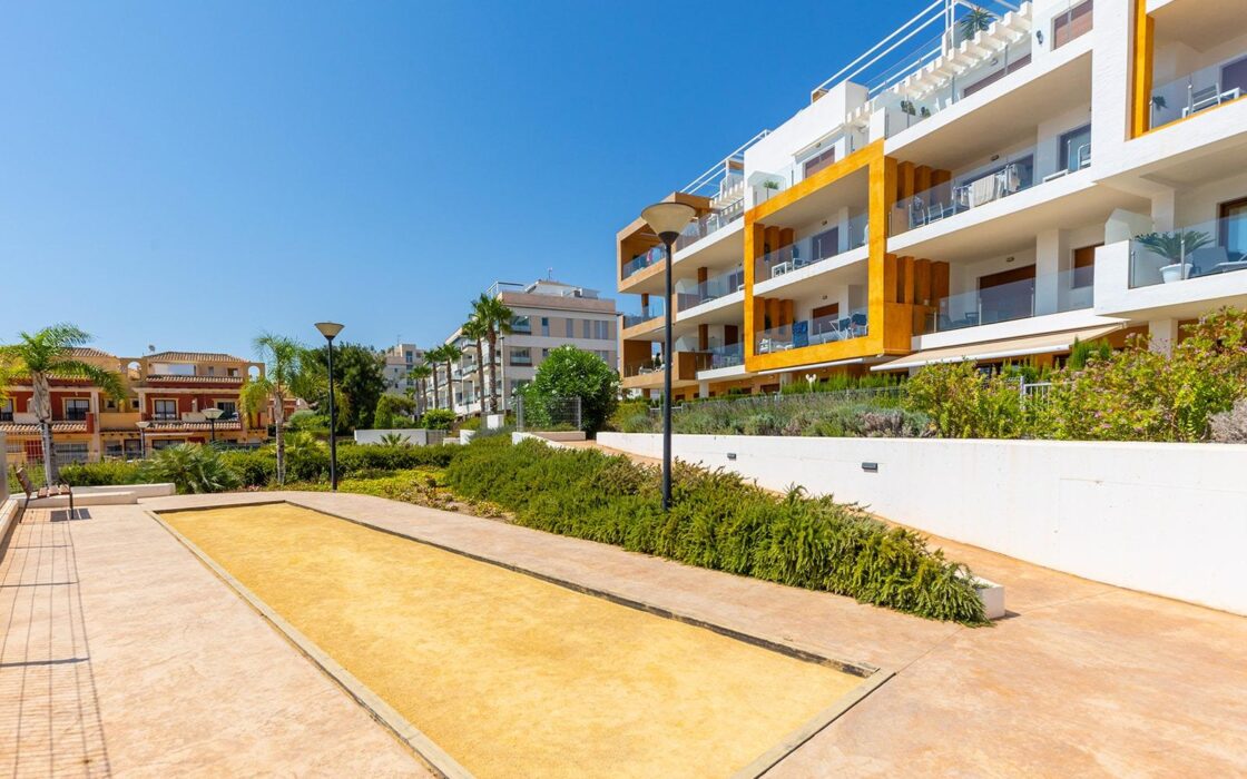 Апартаменты в Вильямартине с 3 спальнями и террасой 22 кв.м