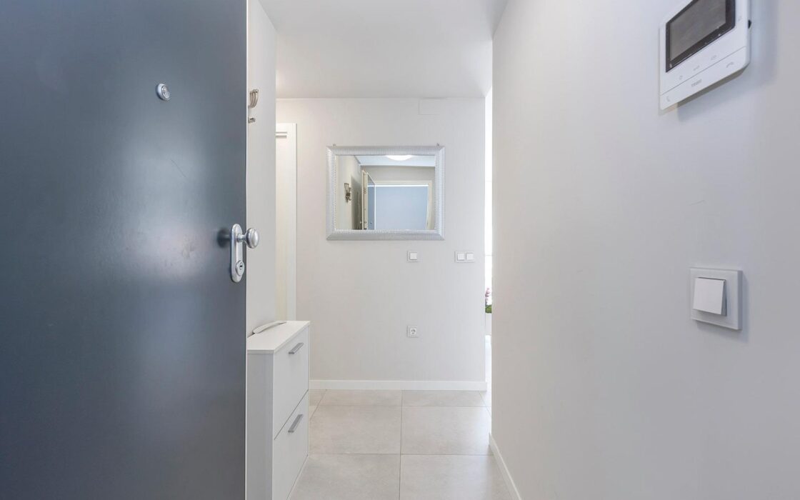 Апартаменты у моря в Миль-Пальмерас с 2 спальнями и террасой