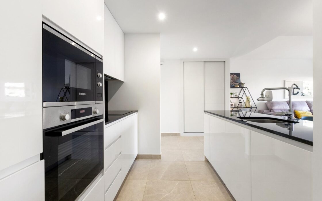 Квартира 80 кв.м с 2 спальнями в Ориуэла-Коста у бассейна