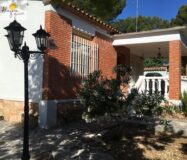 Дом в L’Eliana 135 кв.м с террасой и бассейном