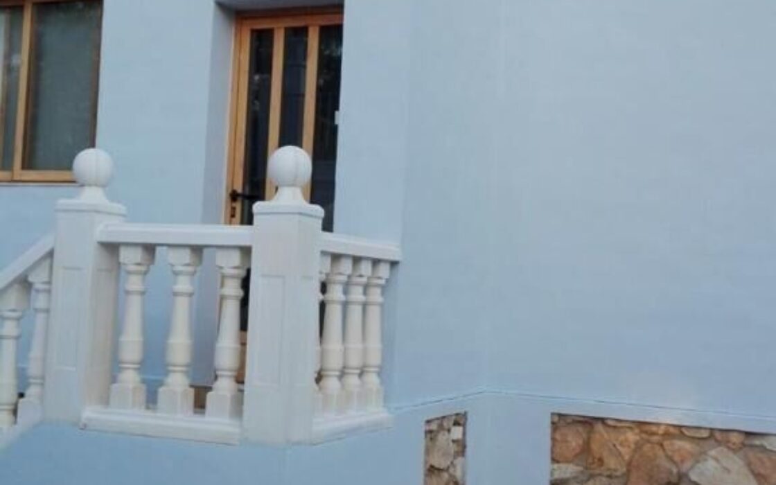 Дом в L’Eliana 135 кв.м с террасой и бассейном