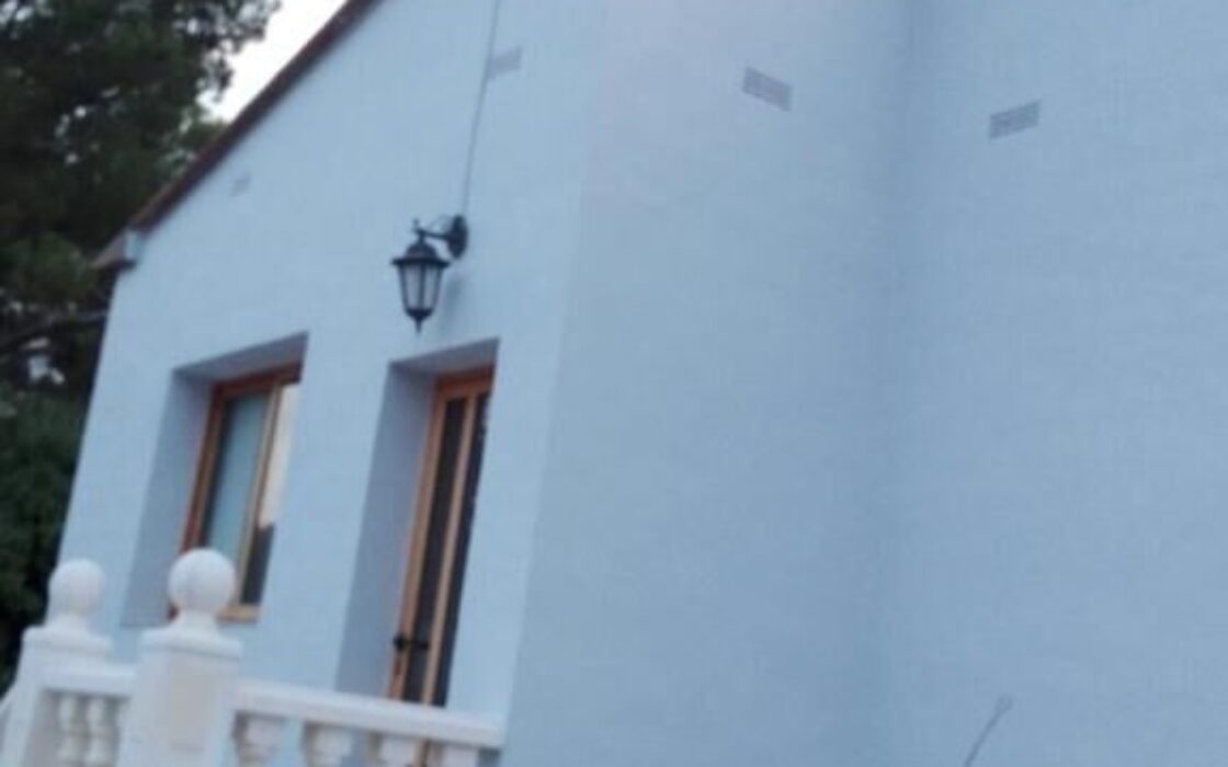 Дом в L’Eliana 135 кв.м с террасой и бассейном