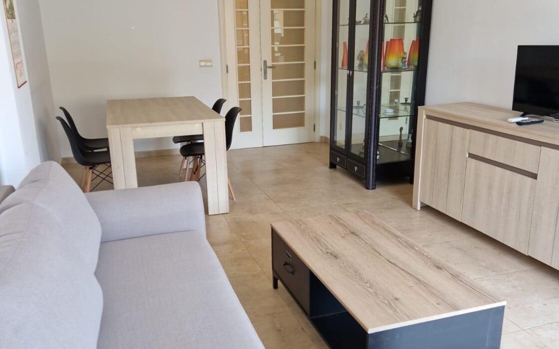 Апартаменти 114 кв.м в Вильяхосе 100 м до моря з терасою