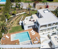 Вилла в Марбелье с 4 спальнями и террасой 450 кв.м.