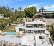 Вилла в Марбелье с 4 спальнями и террасой 450 кв.м.