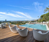 Вилла в Марбелье с 4 спальнями и террасой 450 кв.м.