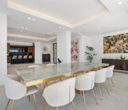 Вилла в Марбелье с 4 спальнями и террасой 450 кв.м.