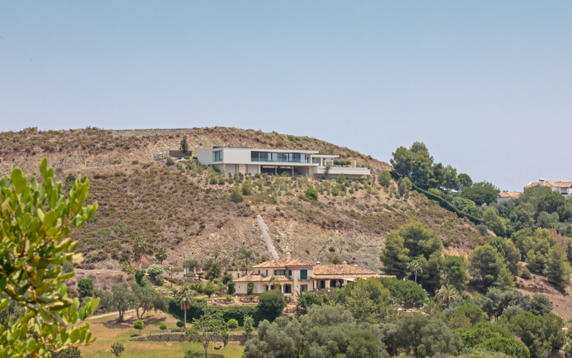 Вілла з терасою в Бенахавісі, 4 спальні, 185 кв.м.