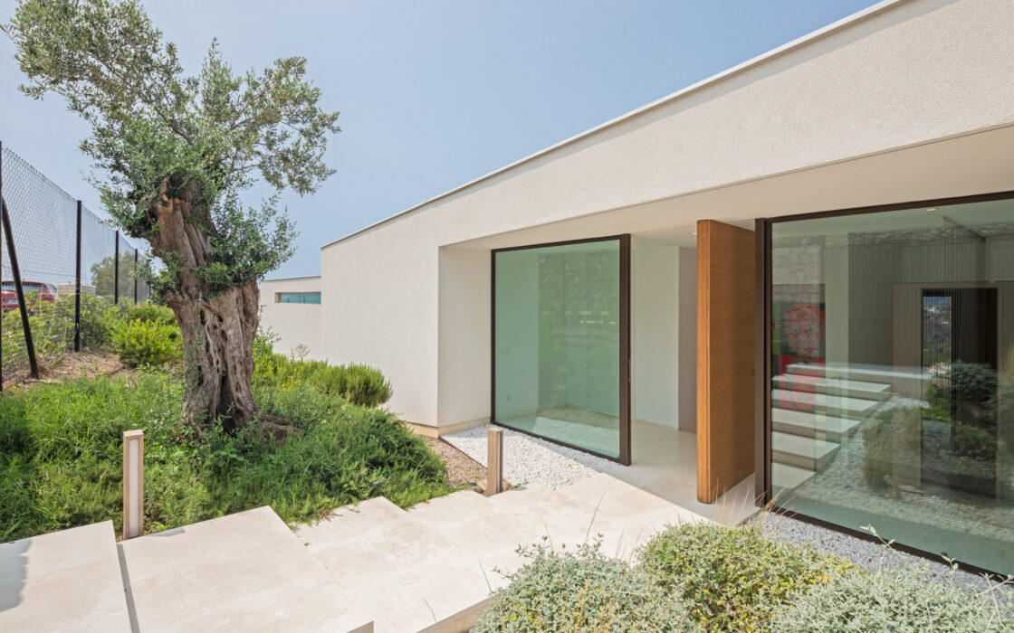 Вілла з терасою в Бенахавісі, 4 спальні, 185 кв.м.