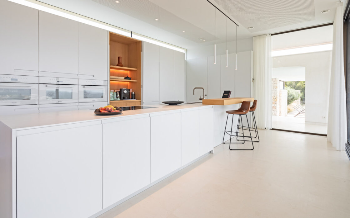 Вілла з терасою в Бенахавісі, 4 спальні, 185 кв.м.