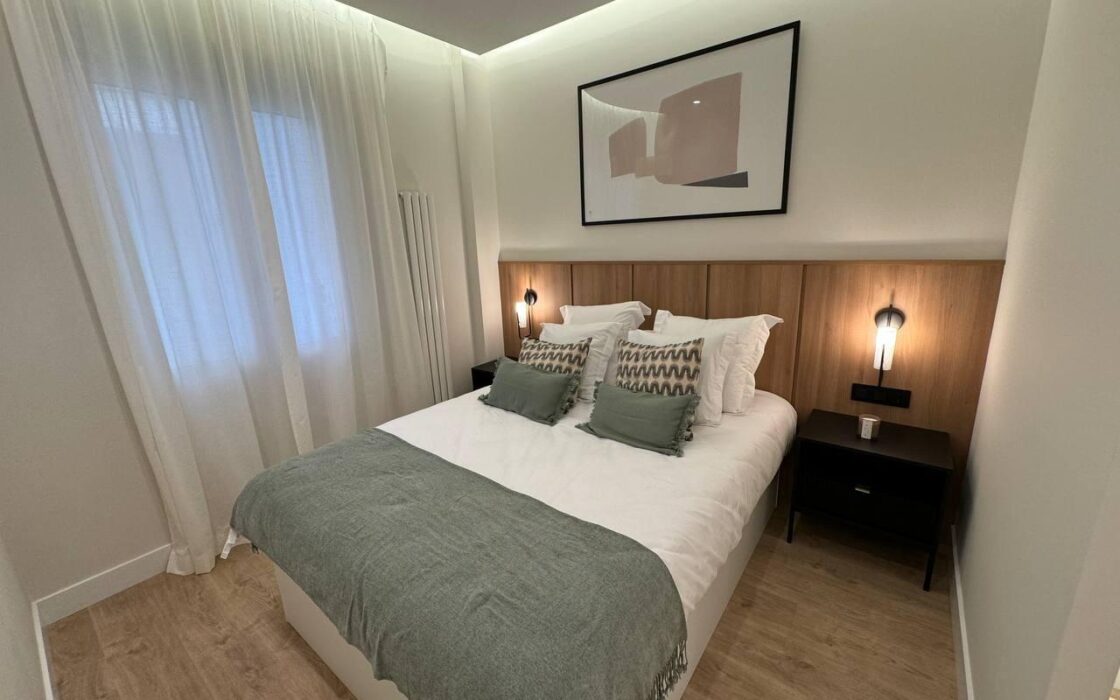 Элегантная квартира в Реколетос, Мадрид, 76 кв.м. с террасой