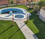 Двухквартирные дома 2 спальни в Мучамеле с террасой