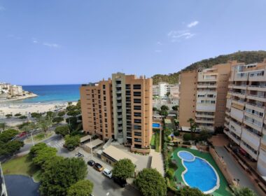 Двухуровневая квартира с террасами в Вильяхойоса 130 кв.м