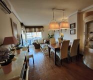 Двоповерхова квартира з терасами в Вільяхойоса 130 кв.м