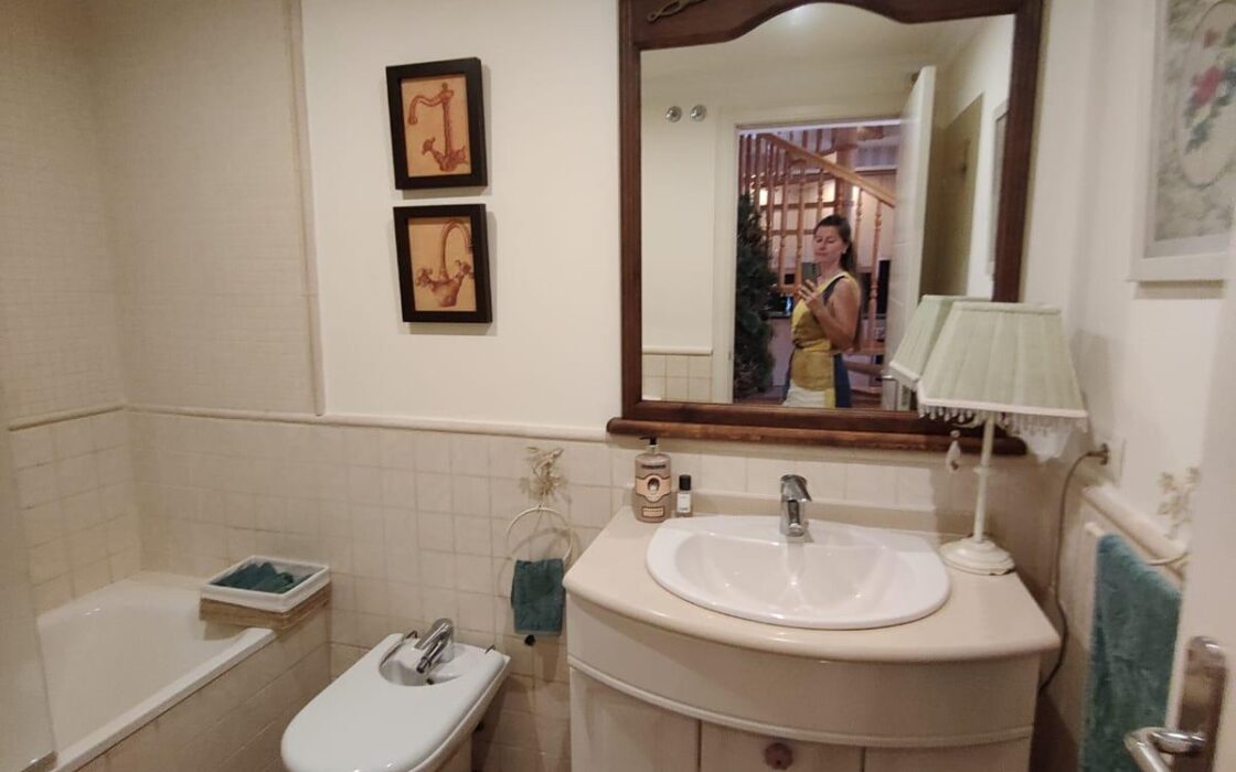 Двоповерхова квартира з терасами в Вільяхойоса 130 кв.м