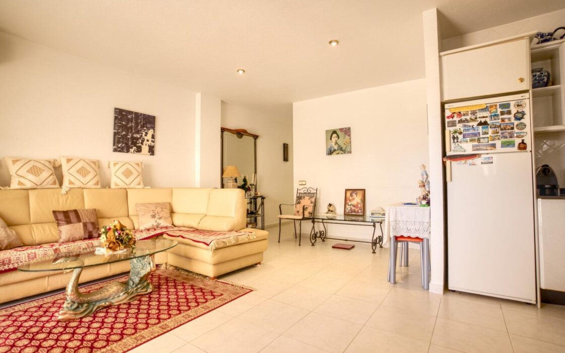 Квартира с террасой и видом на море в Гуардамар дель Сегура