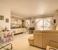 Квартира с террасой и видом на море в Гуардамар дель Сегура