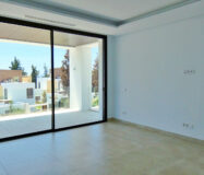 Вилла на Золотой Миле, Марбелья, 5 комнат, терраса