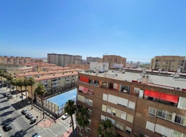 Квартира в Беналуа з терасою та панорамним видом 101 кв.м