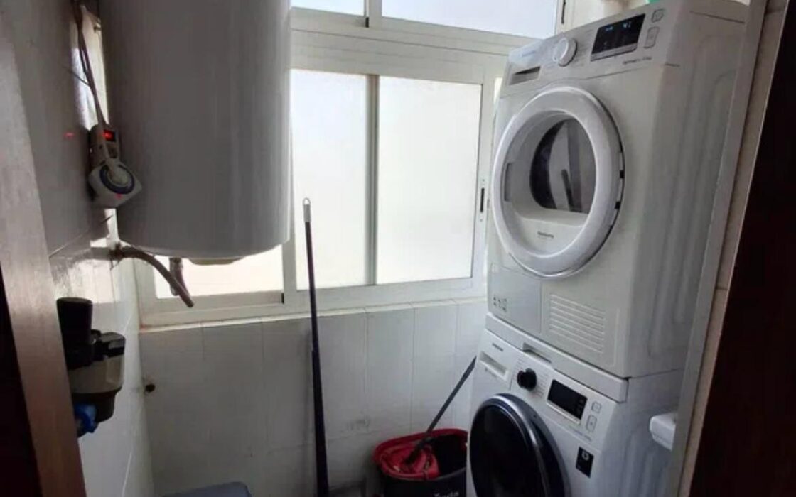 Квартира в Беналуа с террасой и панорамным видом 101 кв.м