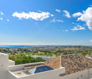 Вилла с 4 спальнями в Нуэва-Андалусия, Марбелья с террасой