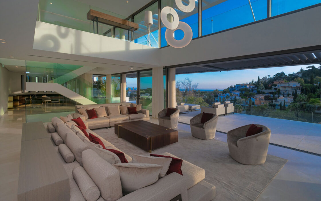 Вілла з 5 спальнями та терасою в Ла Кінта, Бенахавіс 642 кв.м