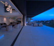 Вілла з 5 спальнями та терасою в Ла Кінта, Бенахавіс 642 кв.м