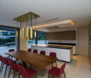 Вілла з 5 спальнями та терасою в Ла Кінта, Бенахавіс 642 кв.м