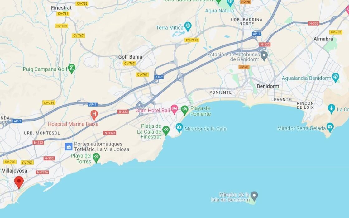 Нові апартаменти у Вильяхойосі біля моря з терасою 78 кв.м