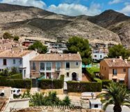 Будинок у Фінестраті 180 кв.м, 4 кімнати, 3 км до моря