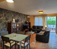 Будинок у Фінестраті 180 кв.м, 4 кімнати, 3 км до моря