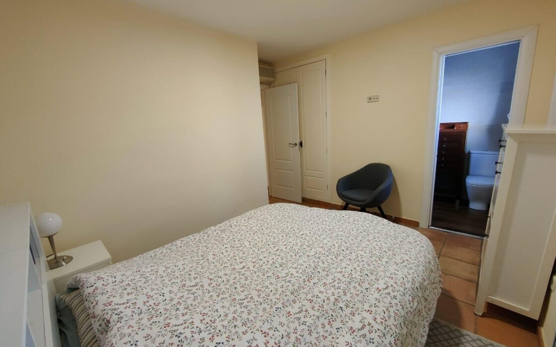 Будинок у Фінестраті 180 кв.м, 4 кімнати, 3 км до моря